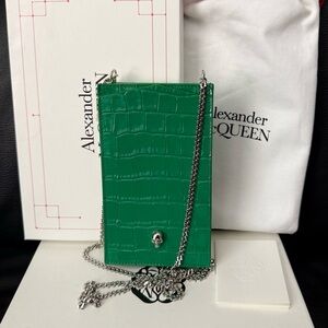 NWT Alexander McQueen Skull Croc Leather Phone Bag Crossbody Green